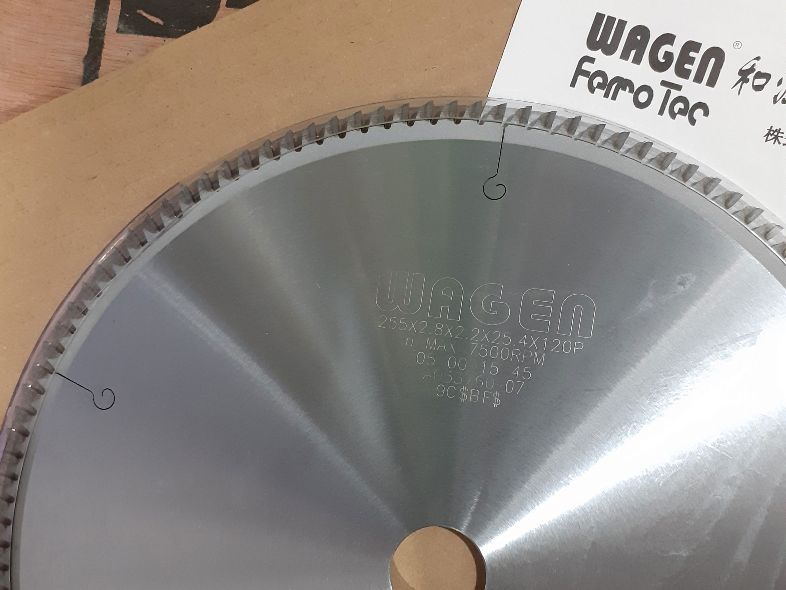 Wagen-255-120T-01